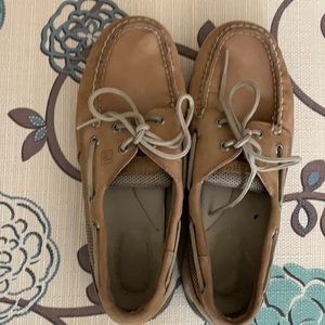 Sperry tan Topsider loafers size 7M. EUC